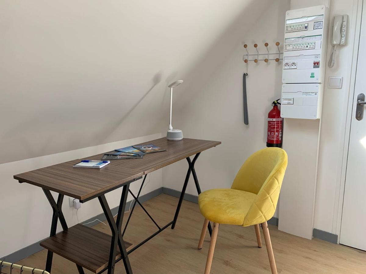 Superlogis - Sous Les Toits - T2- 3Etoiles - Blois-Hypercentre 1 Chambre 4 Personnes Dış mekan fotoğraf