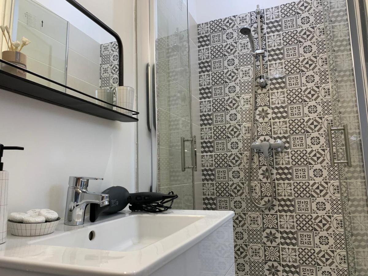 Superlogis - Sous Les Toits - T2- 3Etoiles - Blois-Hypercentre 1 Chambre 4 Personnes Dış mekan fotoğraf