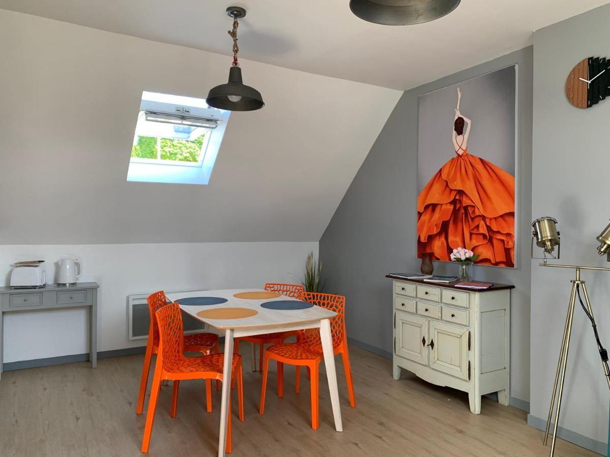 Superlogis - Sous Les Toits - T2- 3Etoiles - Blois-Hypercentre 1 Chambre 4 Personnes Dış mekan fotoğraf
